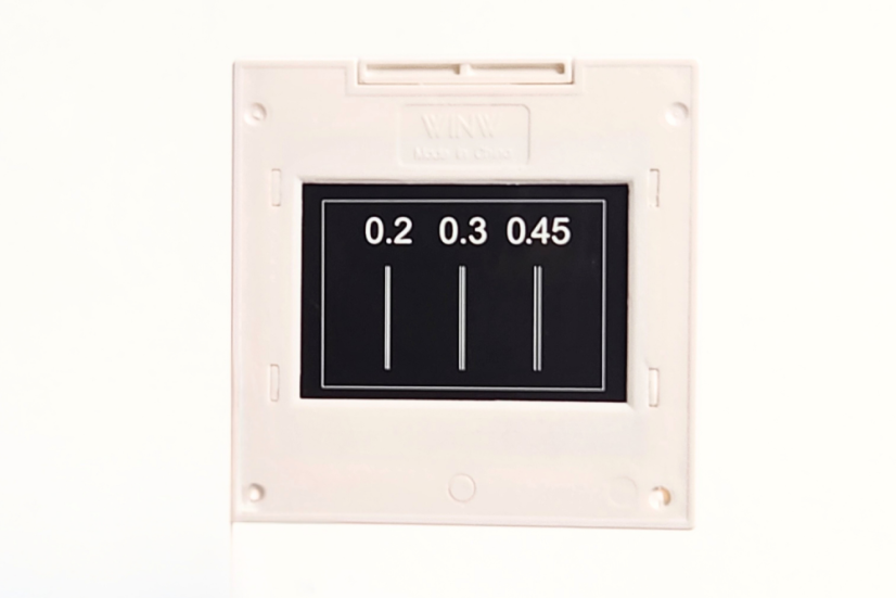 Sada difrakčních mřížek v rámečku