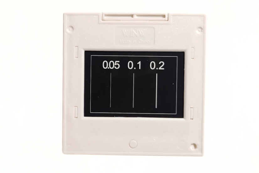 Sada difrakčních mřížek v rámečku