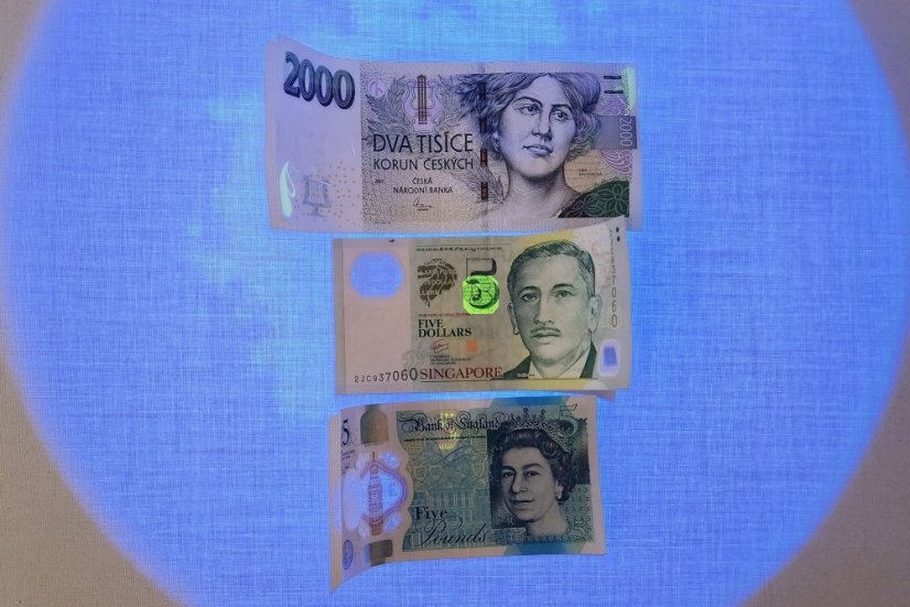 UV baterka 2v1 (365 nm + 395 nm)