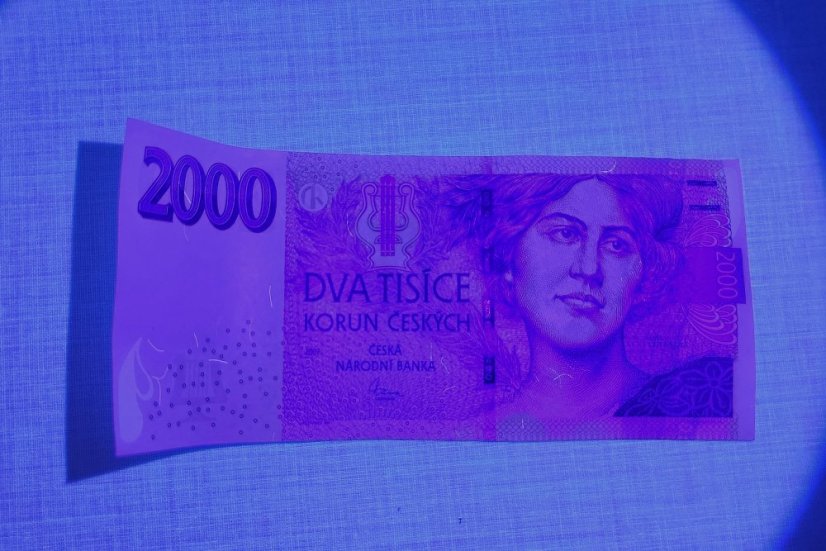 UV baterka 2v1 (365 nm + 395 nm)